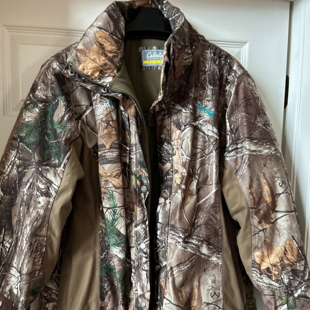 Cabela's Real Tree Winter Hunting Jacket